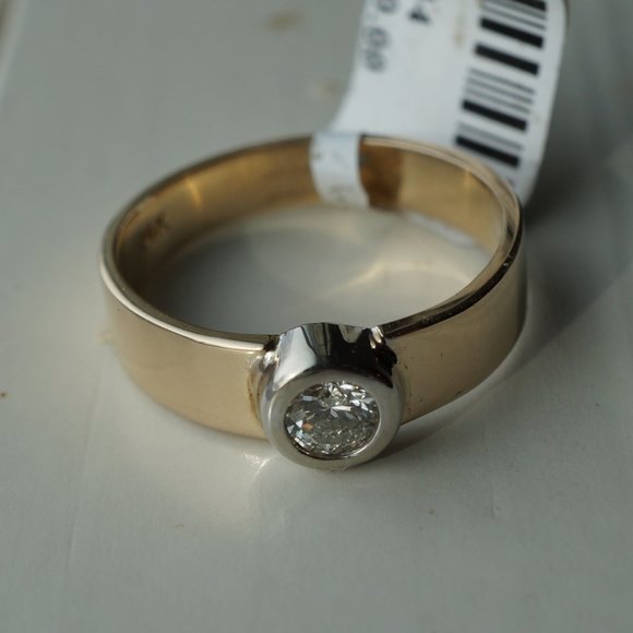 14KTT Gold Handmade Solitaire Genuine Diamond Ring - Picture 8 of 8